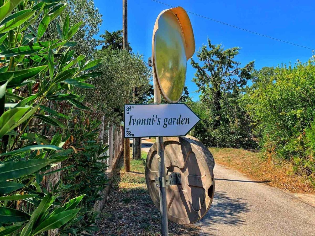 הוילה Mesimvria  Ivonnis Garden מראה חיצוני תמונה